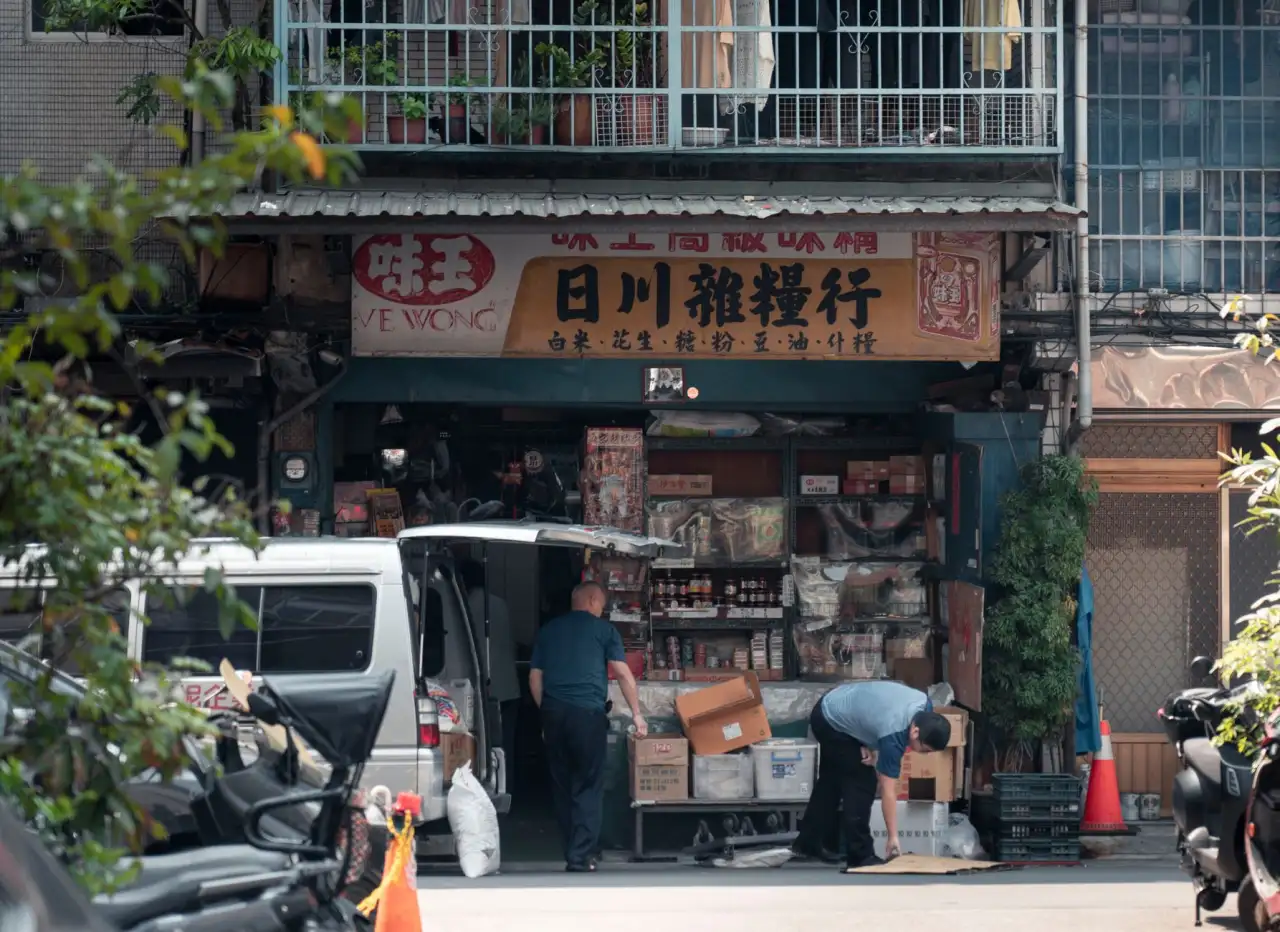 餐饮管理输出服务对比：品牌策划与运营支持差异分析